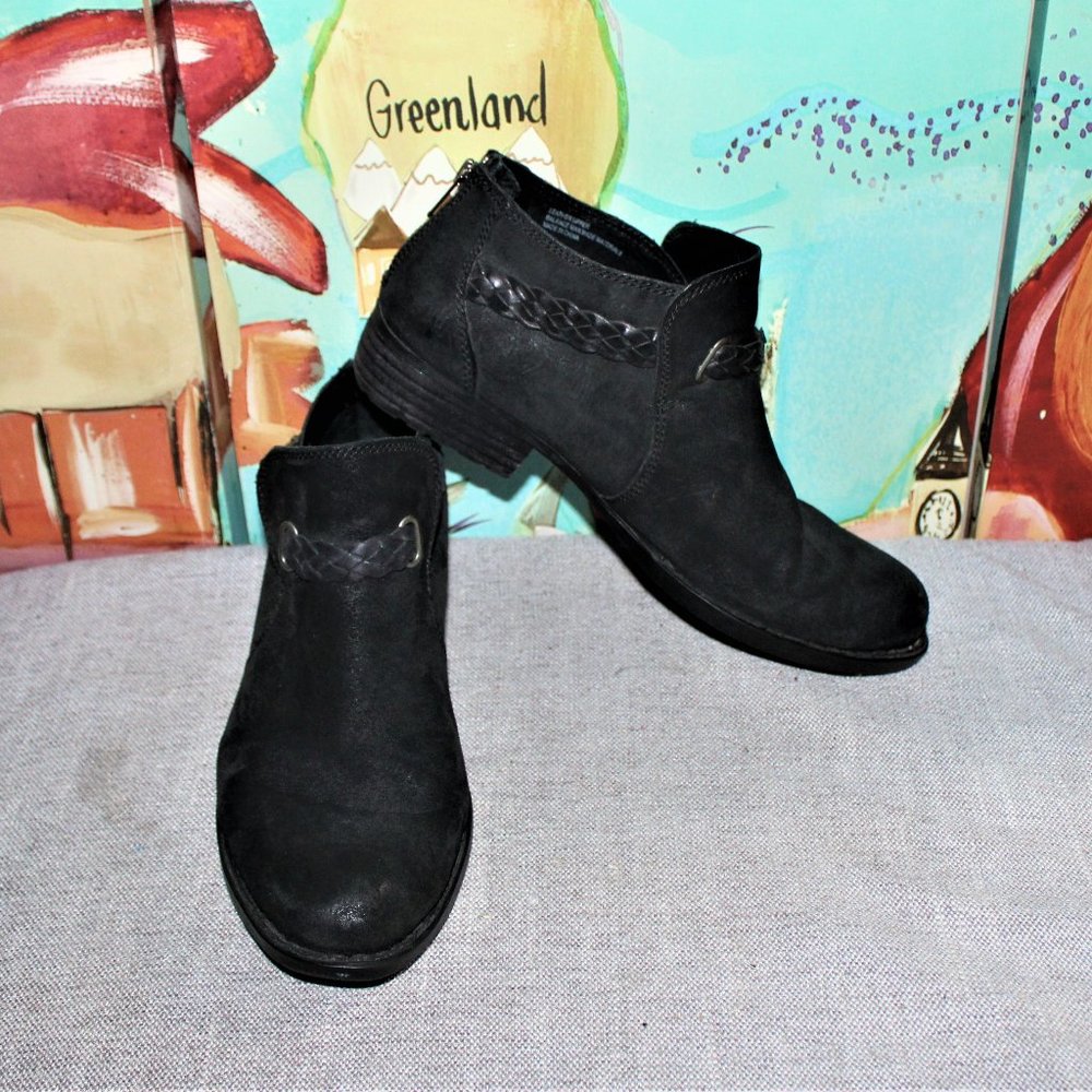 VGC LADIES BORN SHOOTIES - BLACK LEATHER - 10M.